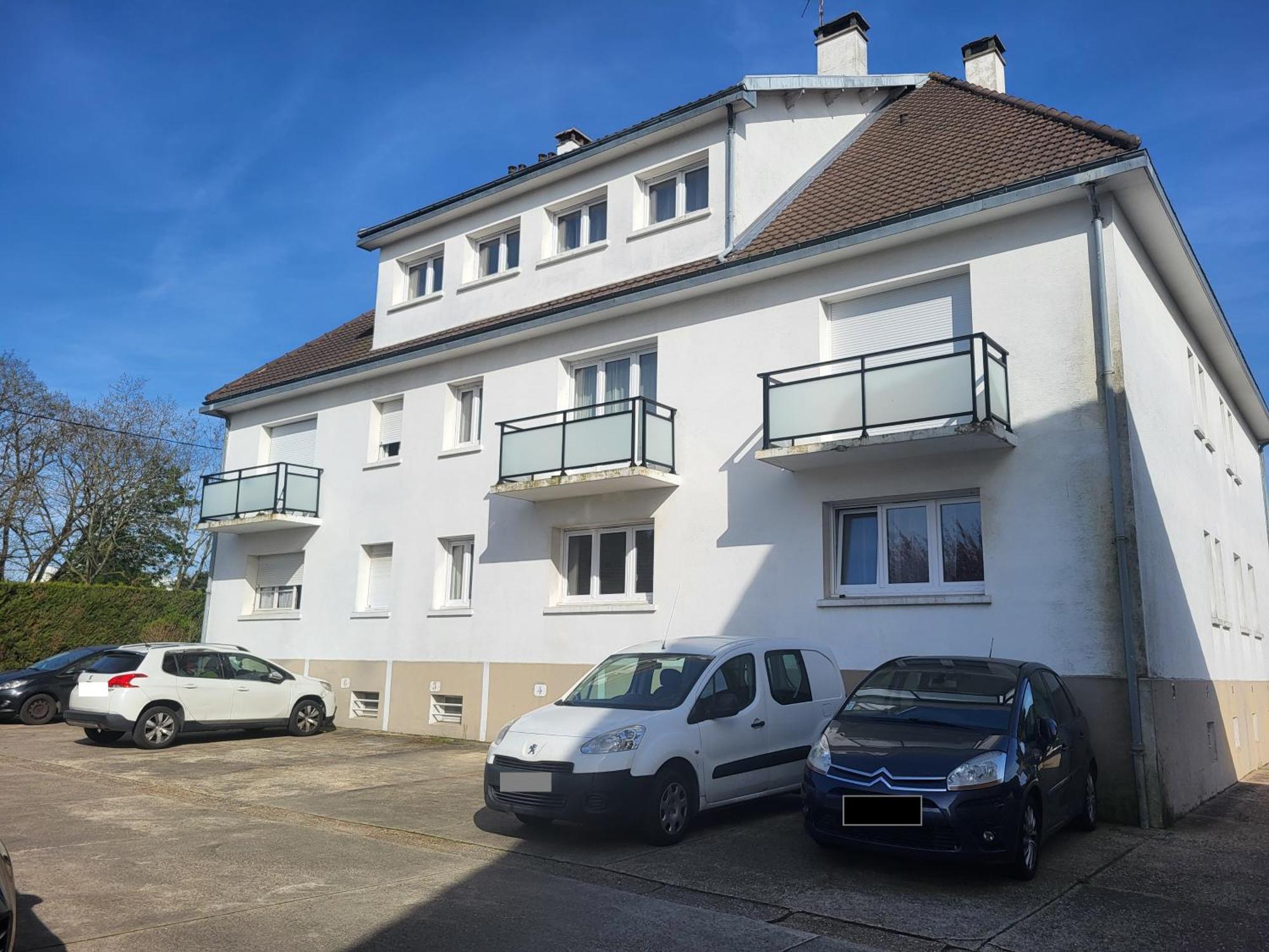 St-Quentin-En-Yvelines Plusieurs Appartements Avec Parking 特拉普 外观 照片
