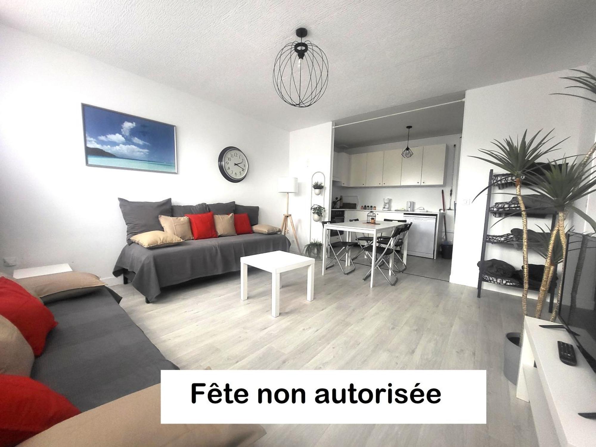St-Quentin-En-Yvelines Plusieurs Appartements Avec Parking 特拉普 客房 照片